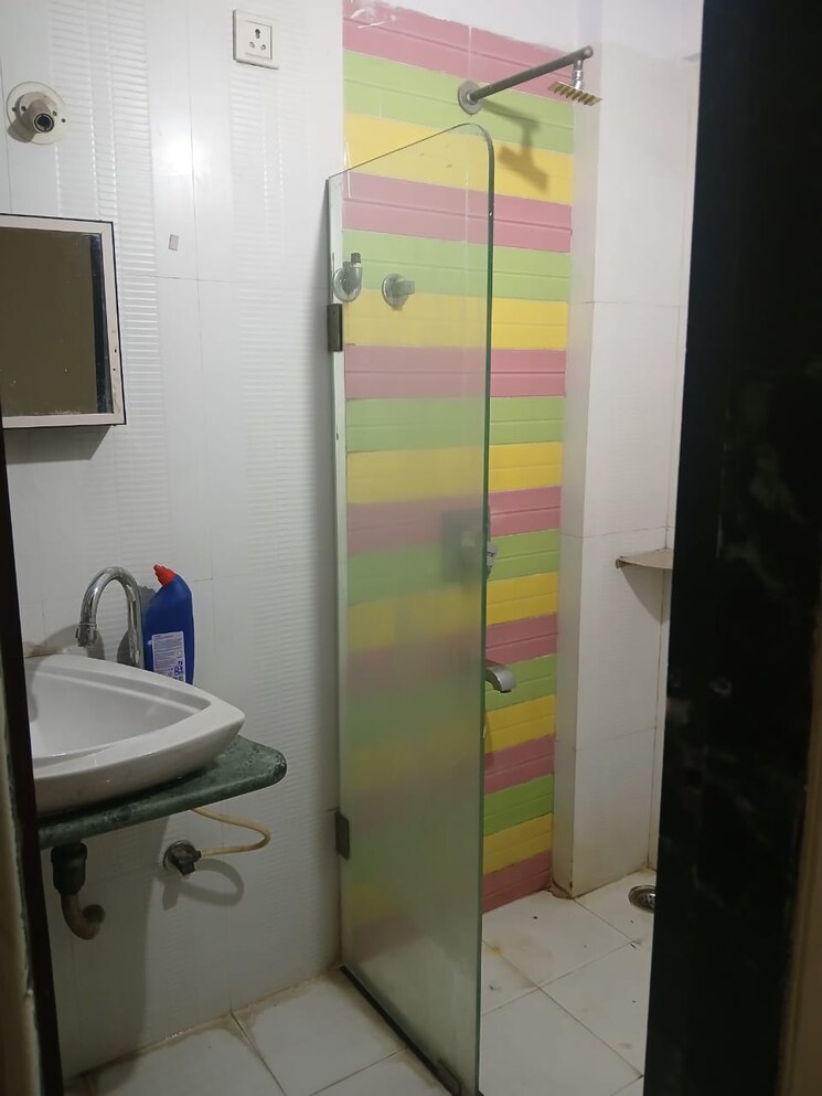 Bathroom, madhav-sansar 2 Bedroom 927 Sq.Ft. Apartment In Kalyan West Thane 8669909