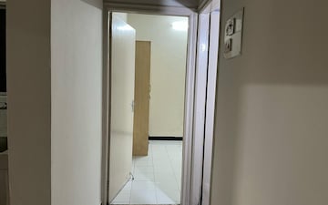 2 BHK Apartment For Rent in Tain Square, Wanwadi