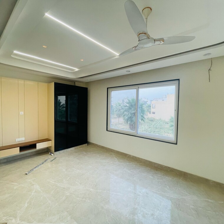 Room, ansal-api-esencia 3.5 Bedroom 180 Sq.Yd. Builder Floor In Sector 67 Gurgaon 8669934