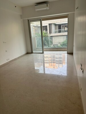 2 BHK Apartment For Sale in Kalpataru Radiance, Goregaon West