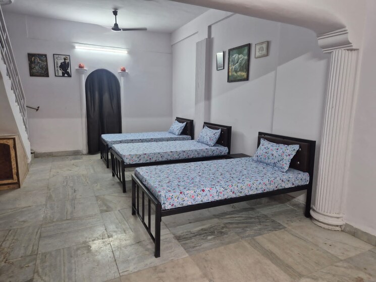 Room, vashi sector 30a Pg For Boys & Girls In Vashi Sector 30a 8669949