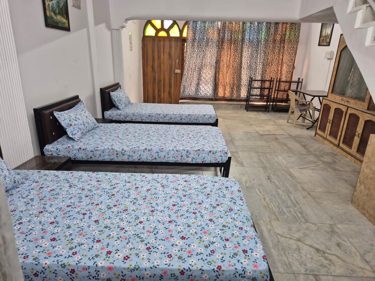 Room, vashi sector 30a Pg For Boys & Girls In Vashi Sector 30a 8669949