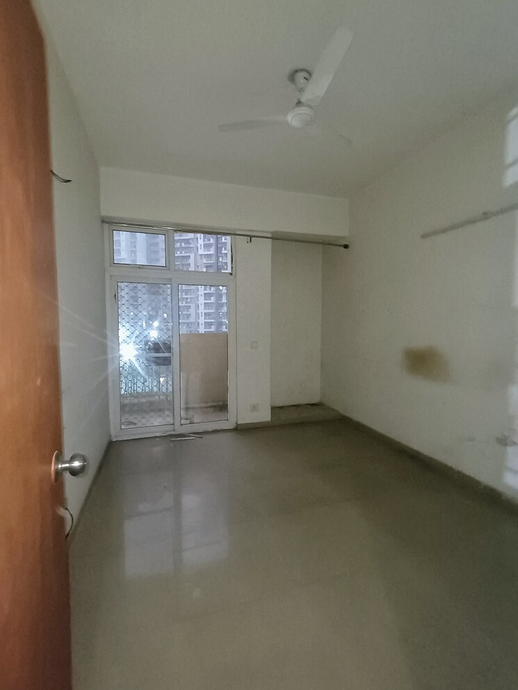 Room, mahagun-mywoods 2 Bedroom 935 Sq.Ft. Apartment In Sector 16c Greater Noida Greater Noida 8670005