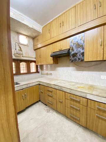 Kitchen in 2 BHK Apartment at Vigyapan Lok Apartments, Mayur Vihar Phase 1 – for Rent