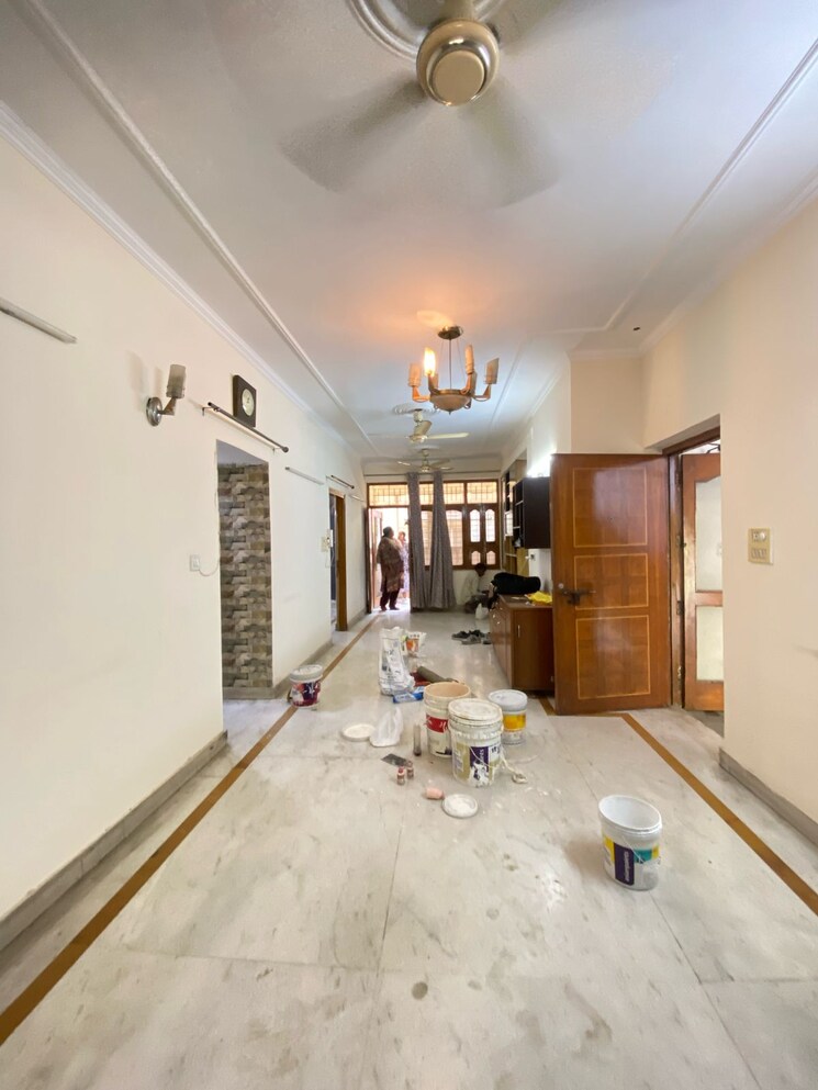 Balcony, vigyapan-lok-apartments 2 Bedroom 1080 Sq.Ft. Apartment In Mayur Vihar Phase 1 Delhi 8670060