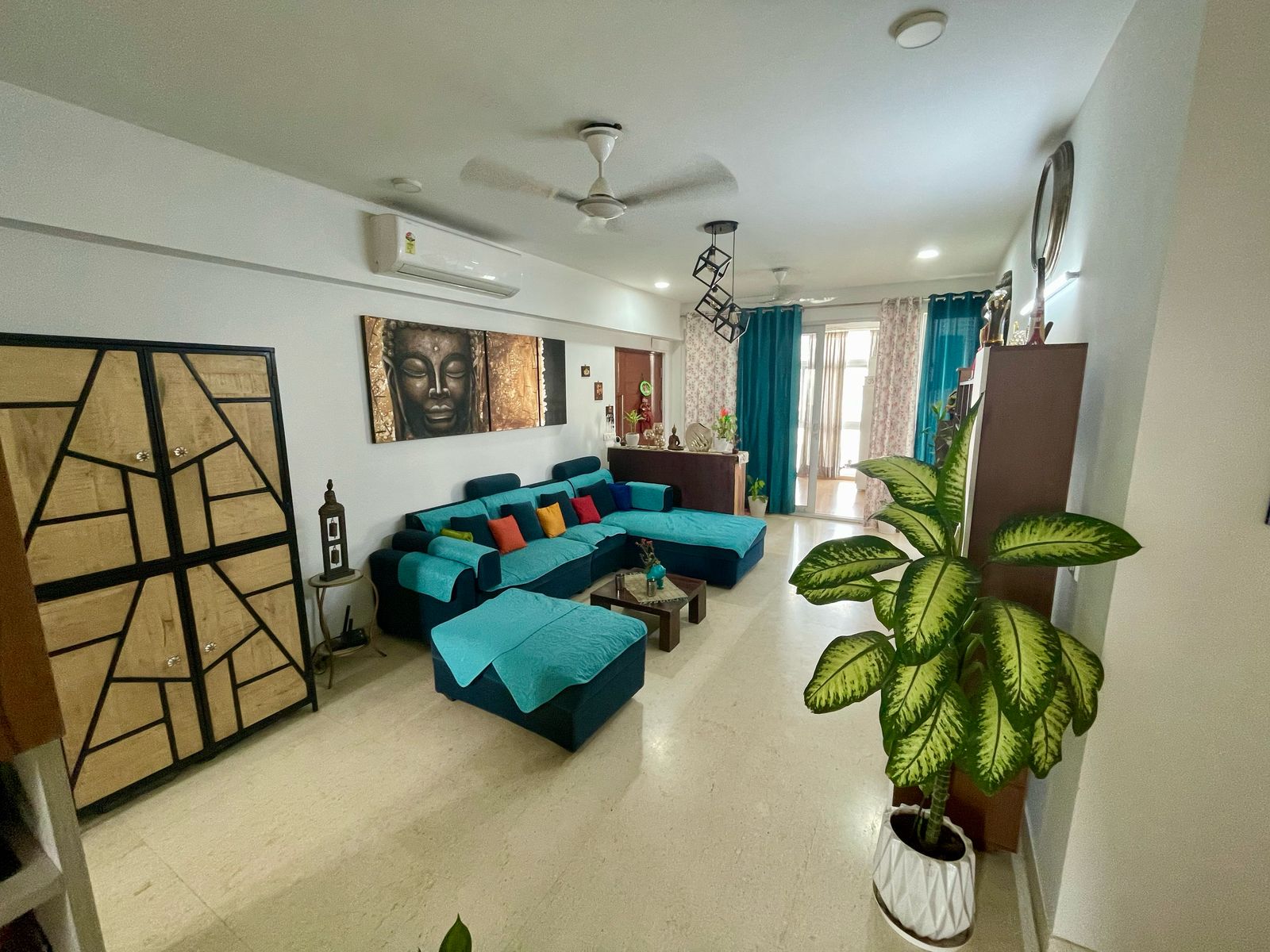 4 BHK + Servant Room,Study Room 2100 Sq.Ft. Apartment in Emaar The Palm Drive-The Sky Terraces