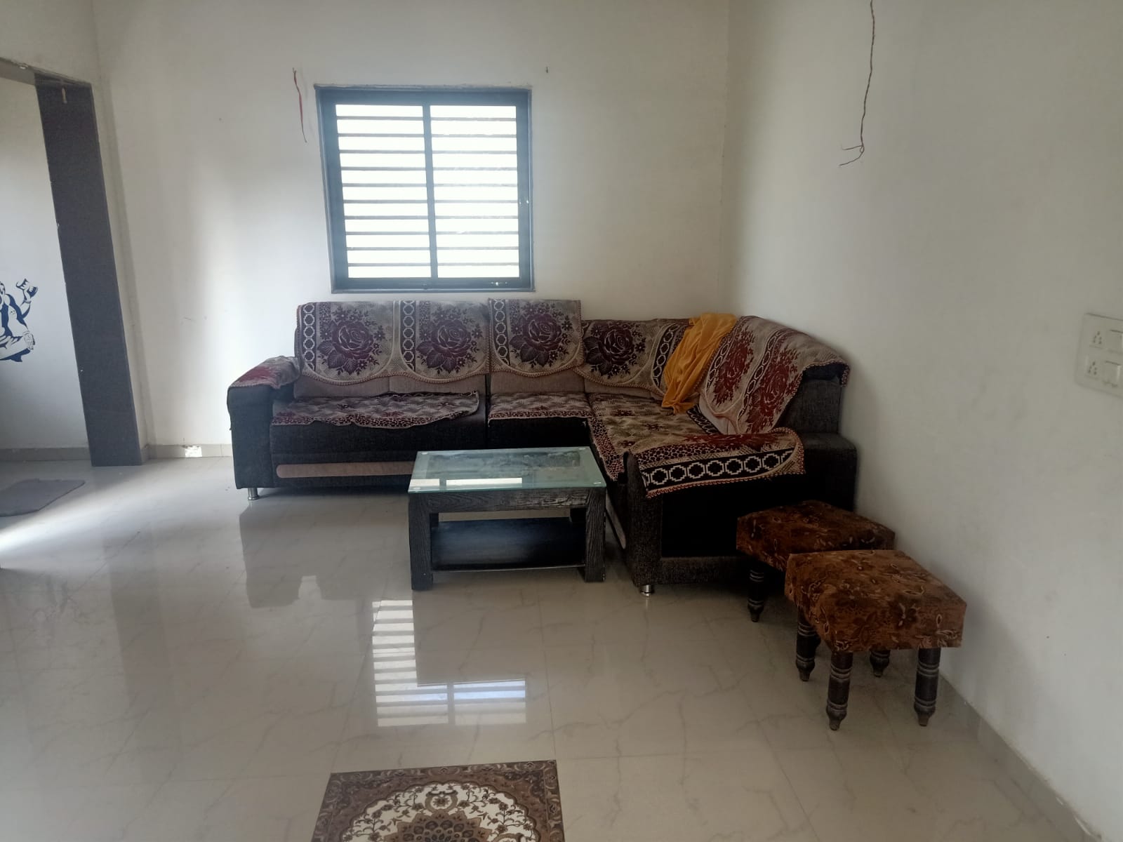 1 BHK + Servant Room Villa For Rent in Beena Society