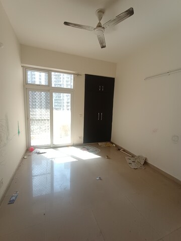 Furnished Amenities in 2 BHK Apartment at Mahagun Mywoods, Sector 16c Greater Noida – for Rent