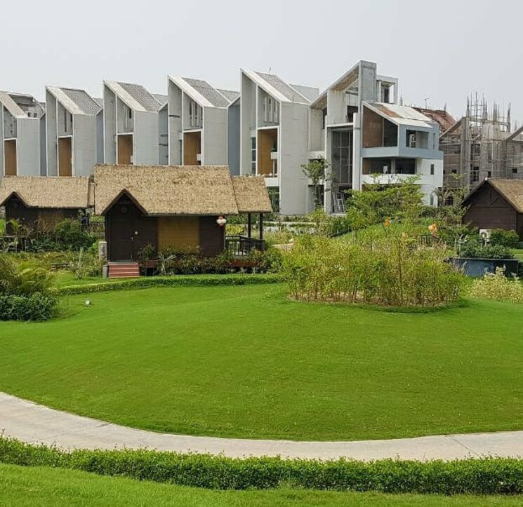 Garden, gaurs-the-islands 3 Bedroom 3689 Sq.Ft. Apartment In Jaypee Greens Greater Noida 8670067