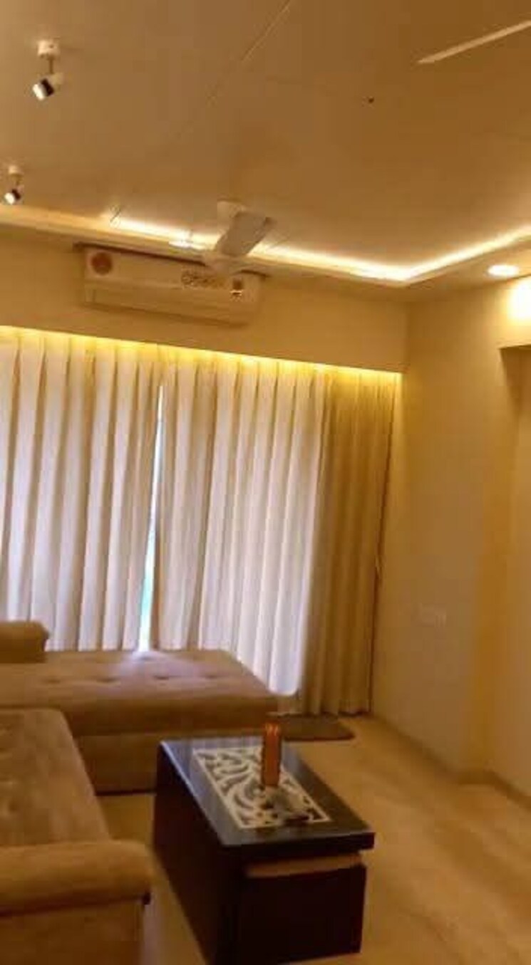 Living Room, surbhi-chs-andheri-west 2 Bedroom 689 Sq.Ft. Apartment In Andheri West Mumbai 8670138