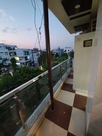 Balcony in 2 BHK Independent House at Gomti Nagar – for Rent