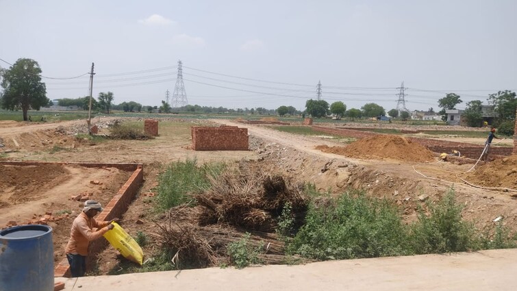 Cover Image, najafgarh  900 Sq.Yd. Plot In Najafgarh Delhi 8670227