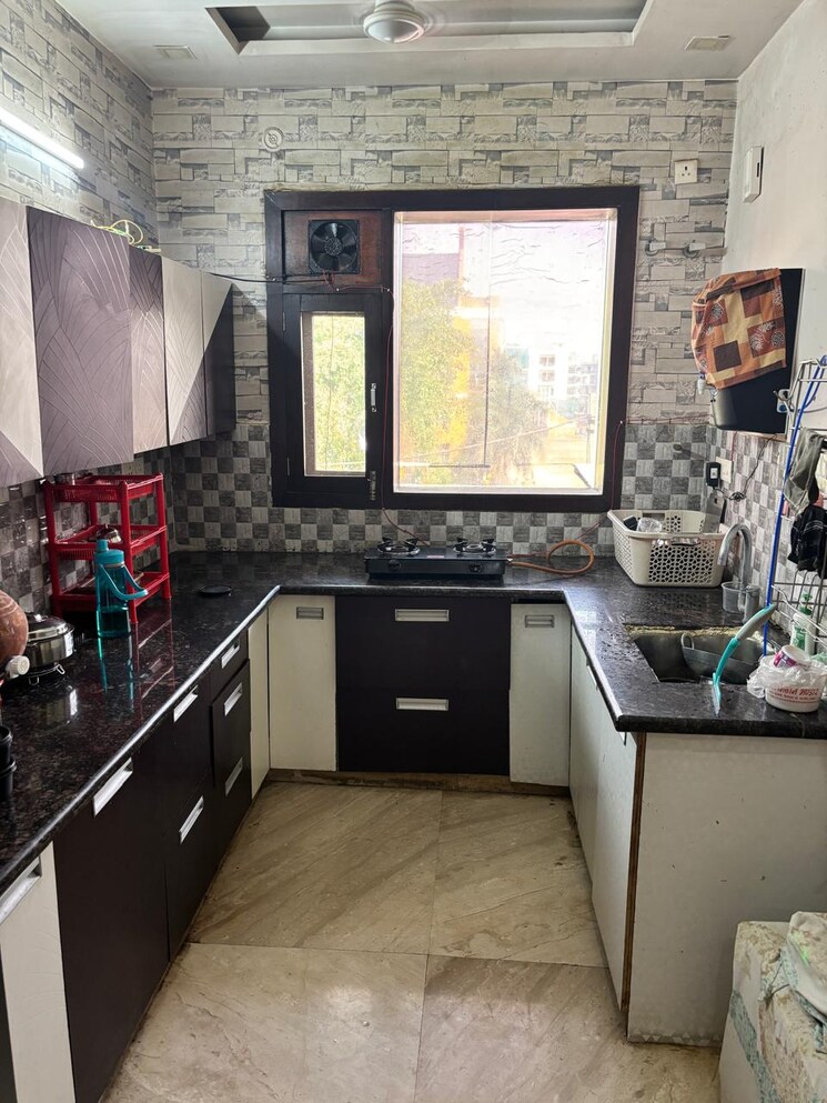 Kitchen, sushant-lok-2 2 Bedroom 200 Sq.Yd. Builder Floor In Sector 57 Gurgaon 8670245