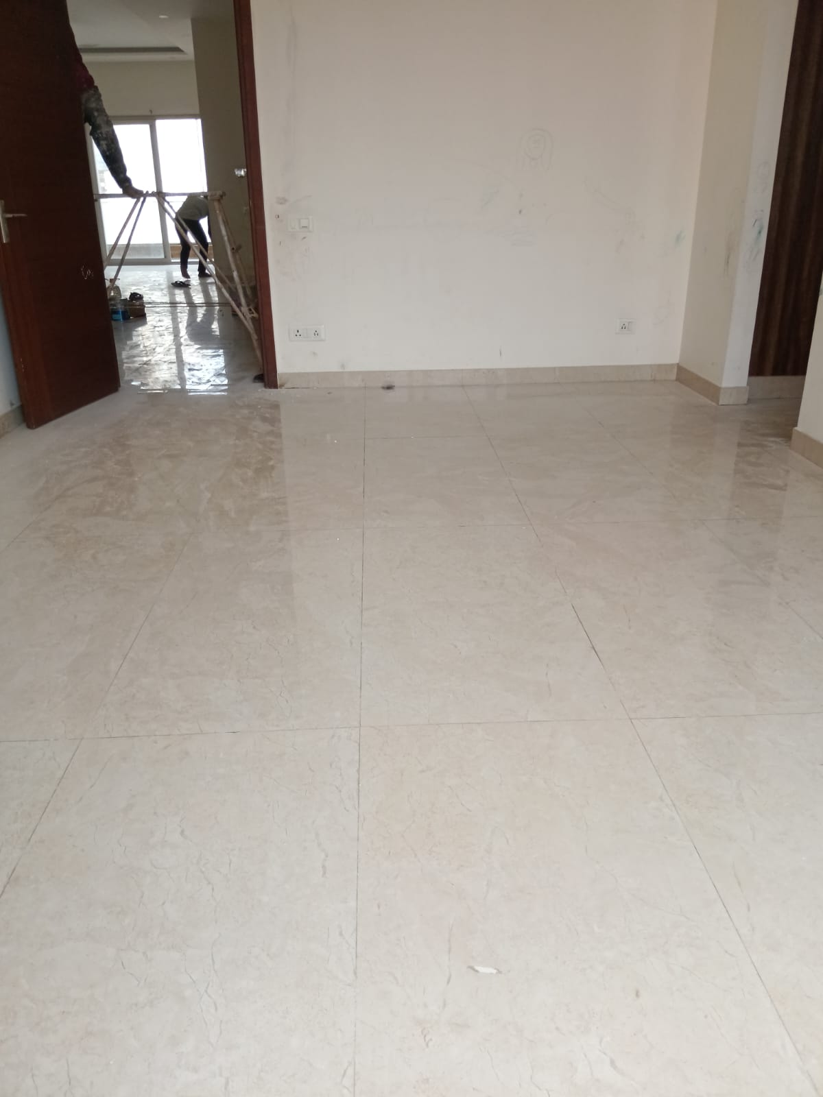 3 BHK 1215 Sq.Ft. Builder Floor in Rzone Land Plot