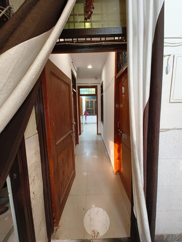 Building Lobby in 2 BHK Independent House at Gomti Nagar – for Rent