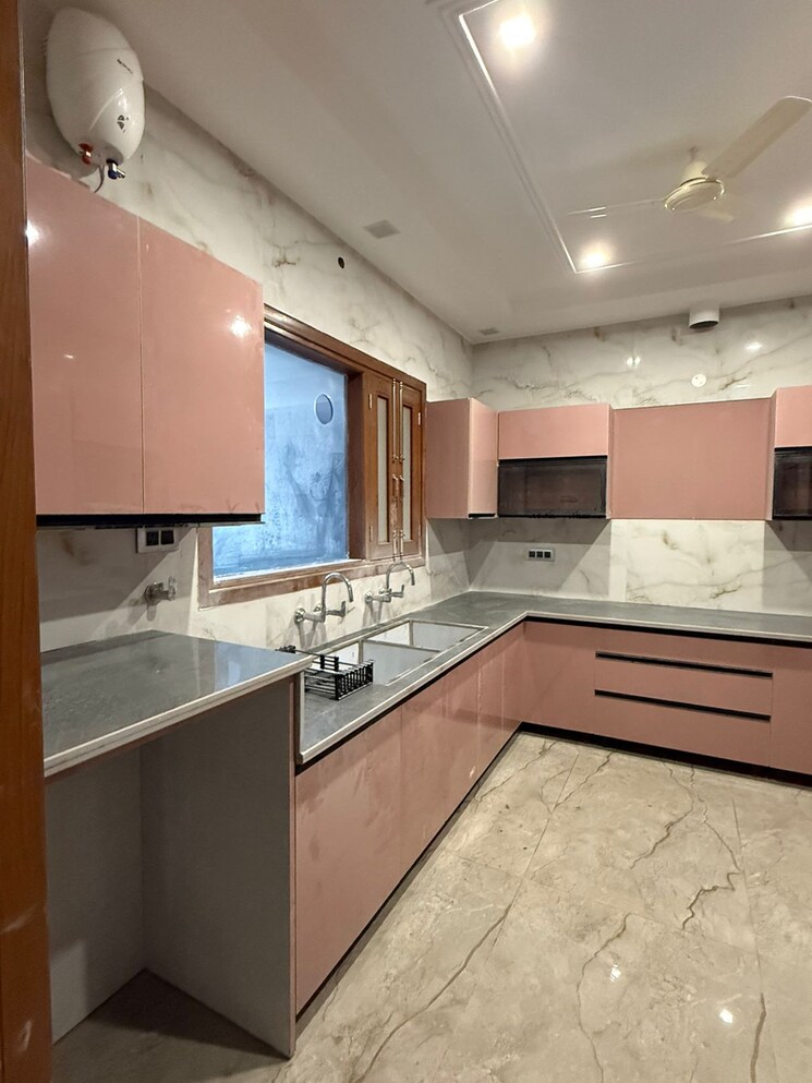 Kitchen, sector 82 2 Bedroom 1800 Sq.Ft. Builder Floor In Sector 82 Mohali 8670266