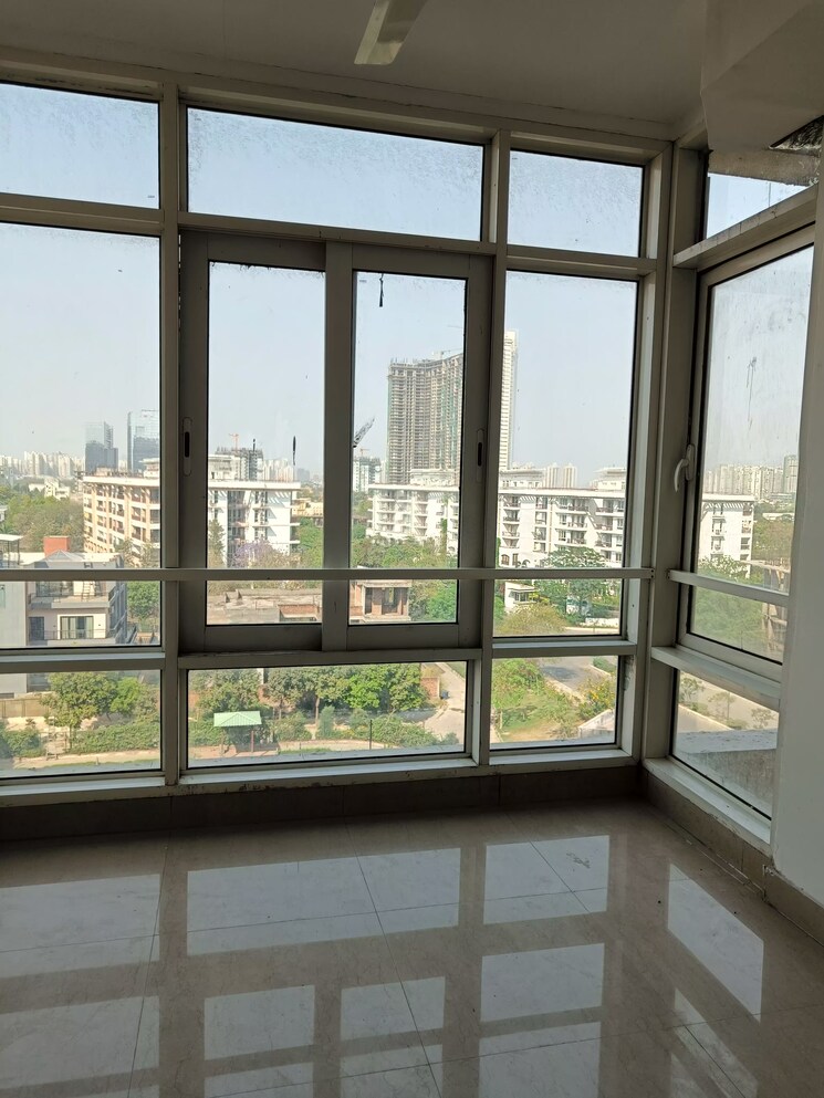 Balcony, jaypee-pavilion-heights-iii 3 Bedroom 1956 Sq.Ft. Apartment In Sector 128 Noida 8670274