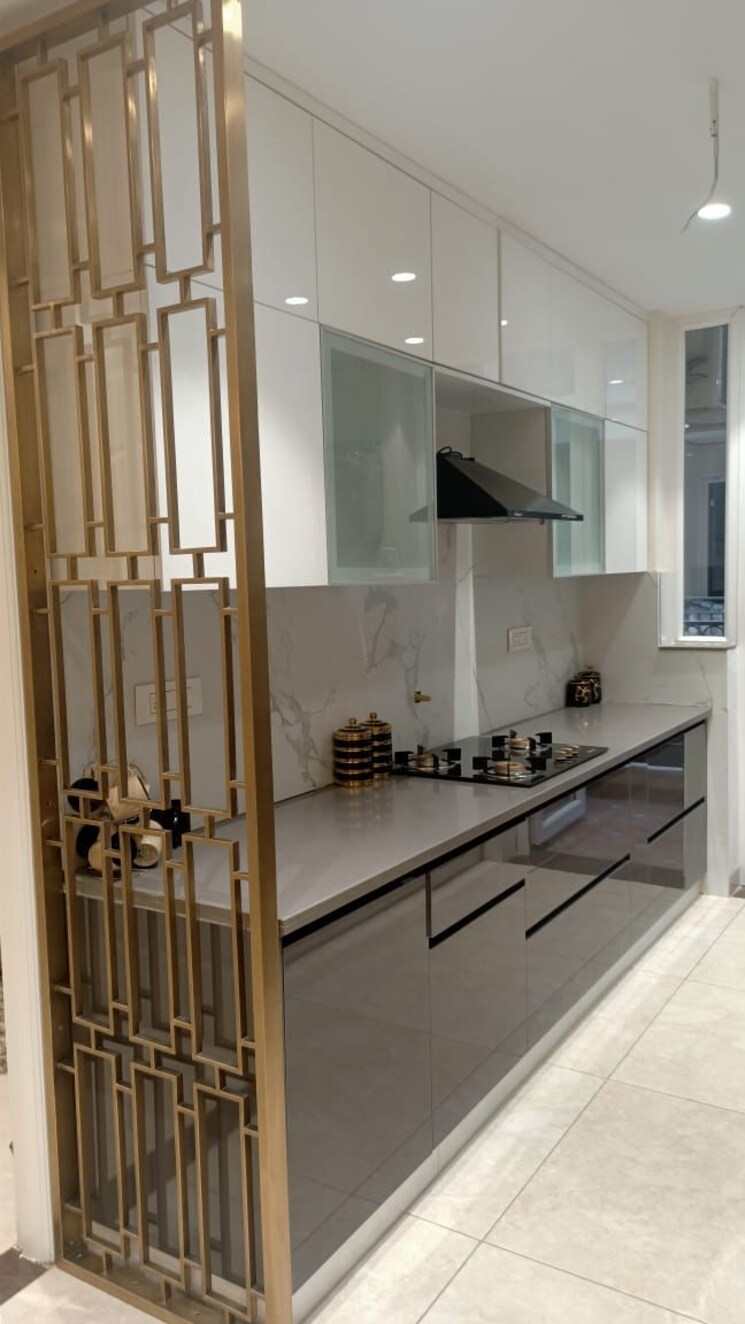 Kitchen, maya-green-lotus-saksham 4 Bedroom 2800 Sq.Ft. Apartment In International Airport Road Zirakpur 8670280