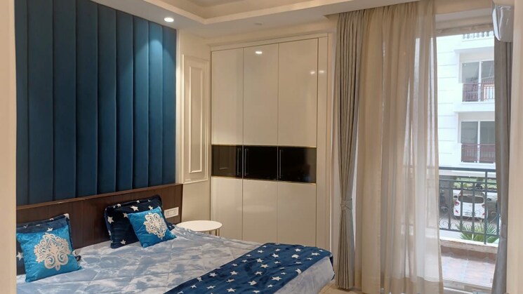 Bedroom, maya-green-lotus-saksham 4 Bedroom 2800 Sq.Ft. Apartment In International Airport Road Zirakpur 8670280