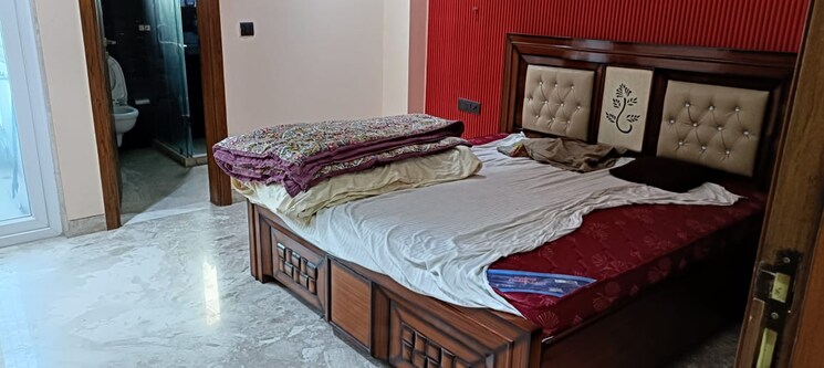 Bedroom, south extension i 3 Bedroom 200 Sq.Yd. Apartment In South Extension I Delhi 8670259