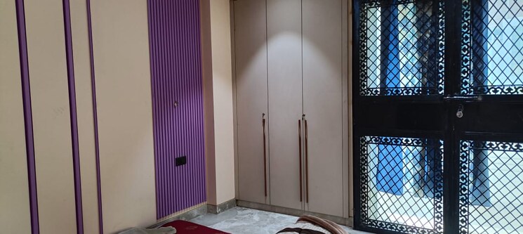 undefined, south extension i 3 Bedroom 200 Sq.Yd. Apartment In South Extension I Delhi 8670259