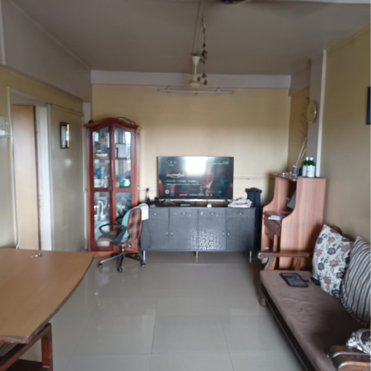 1 BHK + Study Room Apartment For Rent in Basant Mahal
