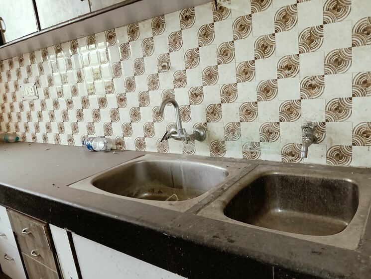 Kitchen, landcraft-golflinks-plaza 3 Bedroom 120 Sq.Yd. Builder Floor In Pandav Nagar Ghaziabad 8670287