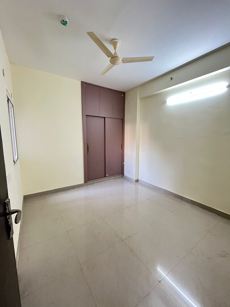 Room, amrapali-enchante 2 Bedroom 850 Sq.Ft. Apartment In Tech Zone 4 Greater Noida Greater Noida 8670293