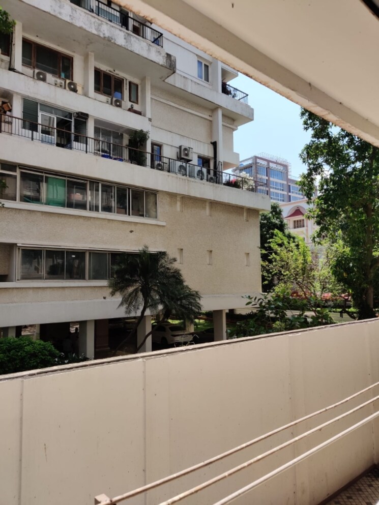 Exterior View, raj-niketan-malabar-hill 2 Bedroom 1000 Sq.Ft. Apartment In Malabar Hill Mumbai 8670313