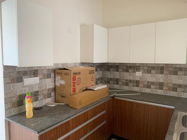 Kitchen, international airport road 3 Bedroom 1350 Sq.Ft. Apartment In International Airport Road Zirakpur 8670337