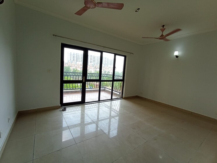 Room, raheja-vedas 3 Bedroom 1950 Sq.Ft. Independent House In Sector 108 Gurgaon 8670472