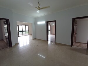 Room in 3 BHK Independent House at Raheja Vedas, Sector 108 – for Sale