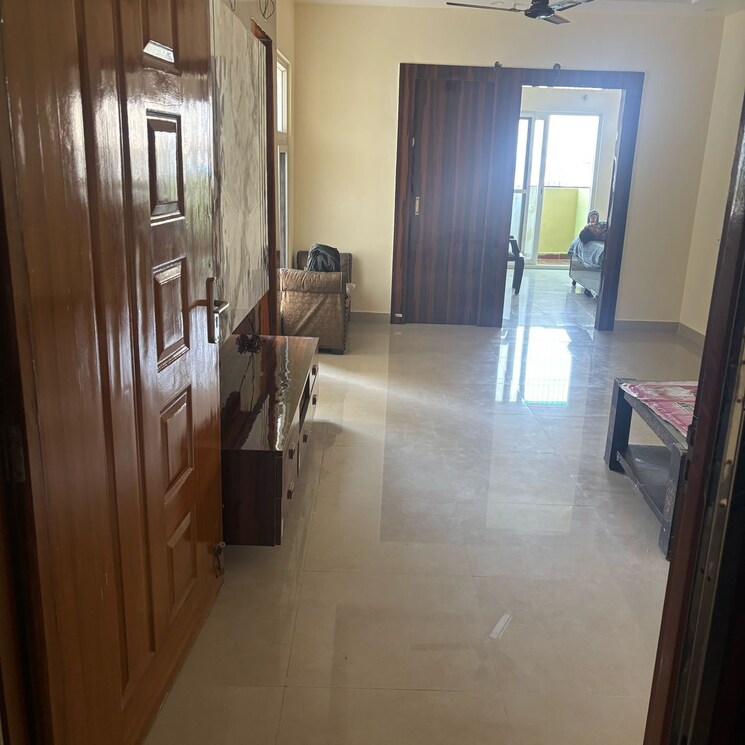 Living Room, upavp-ganga-yamuna-and-hindon-enclave 2 Bedroom 1100 Sq.Ft. Apartment In Siddharth Vihar Ghaziabad 8670385