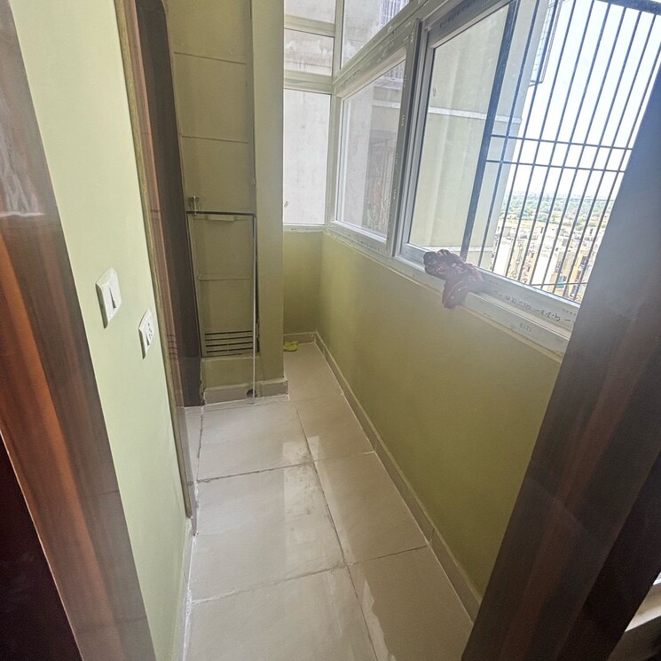 Balcony, upavp-ganga-yamuna-and-hindon-enclave 2 Bedroom 1100 Sq.Ft. Apartment In Siddharth Vihar Ghaziabad 8670385