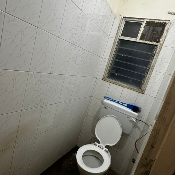 Bathroom, sion 1 Bedroom 550 Sq.Ft. Apartment In Sion Mumbai 8670451