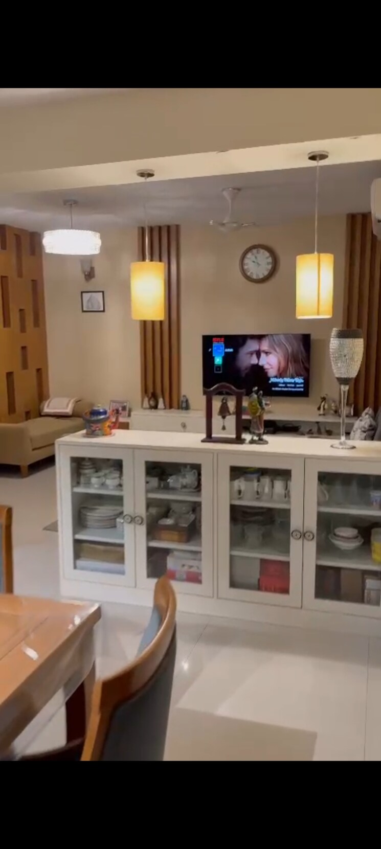 Kitchen, tulip-violet 3.5 Bedroom 1950 Sq.Ft. Apartment In Sector 69 Gurgaon 8670491