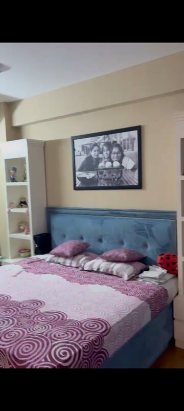 Bedroom in 3.5 BHK Apartment at Tulip Violet, Sector 69 – for Rent