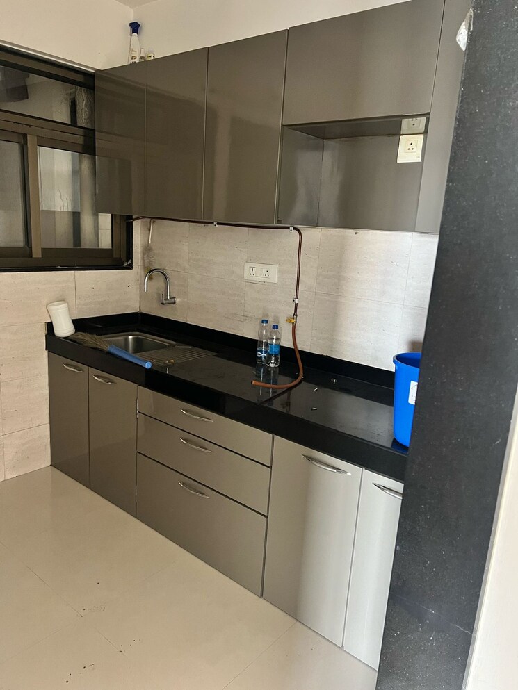 Kitchen, gurukrupa-marina-enclave-wing-k-and-l-phase-i 3 Bedroom 938 Sq.Ft. Apartment In Malad West Mumbai 8670454