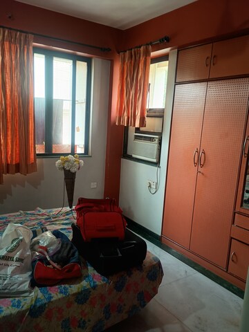 Furnished Amenities in 2.5 BHK Apartment at Hiranandani Estate Oyster, Ghodbunder Road – for Rent
