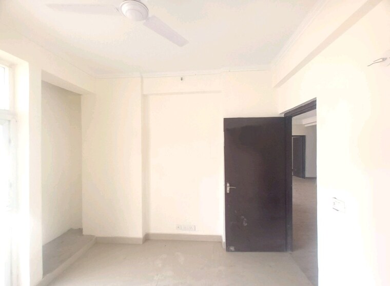 Room, amrapali-silicon-city 3 Bedroom 1835 Sq.Ft. Apartment In Sector 76 Noida 8670444