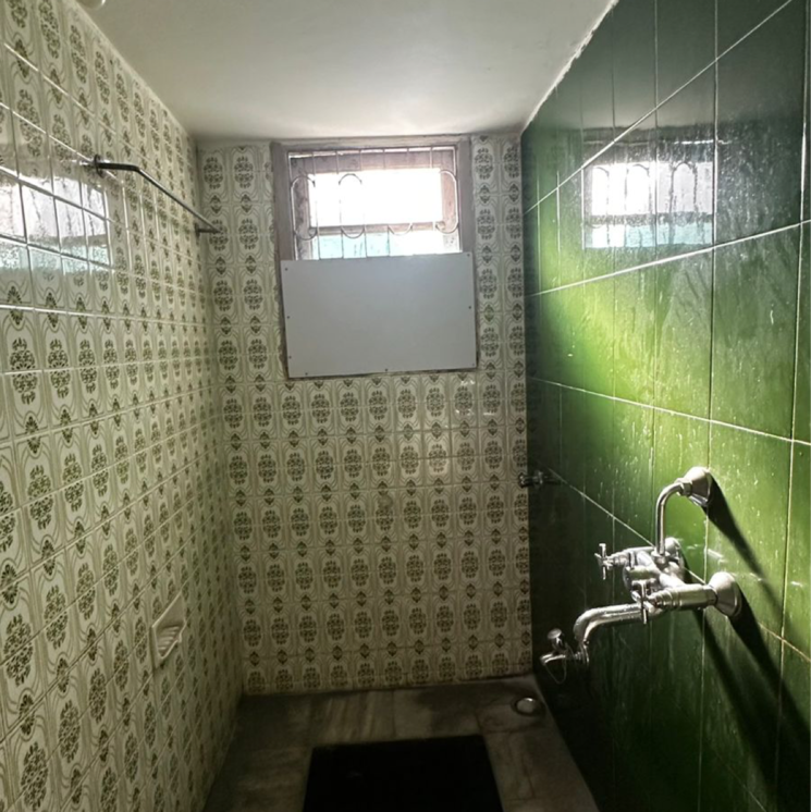 Bathroom, sion 1 Bedroom 550 Sq.Ft. Apartment In Sion Mumbai 8670451