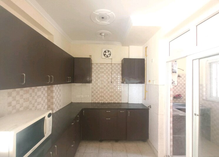Kitchen, amrapali-silicon-city 2 Bedroom 1075 Sq.Ft. Apartment In Sector 76 Noida 8670465