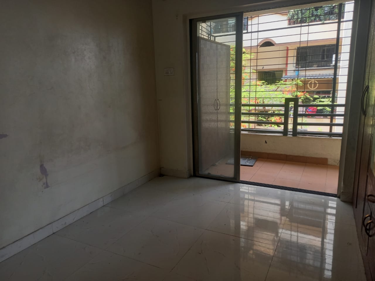 2 BHK + Extra Room 825 Sq.Ft. Apartment in Malkani Buena Vista