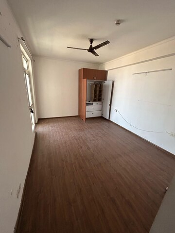 3 BHK Apartment For Rent in Supertech Ecovillage I, Sector 1 Greater Noida