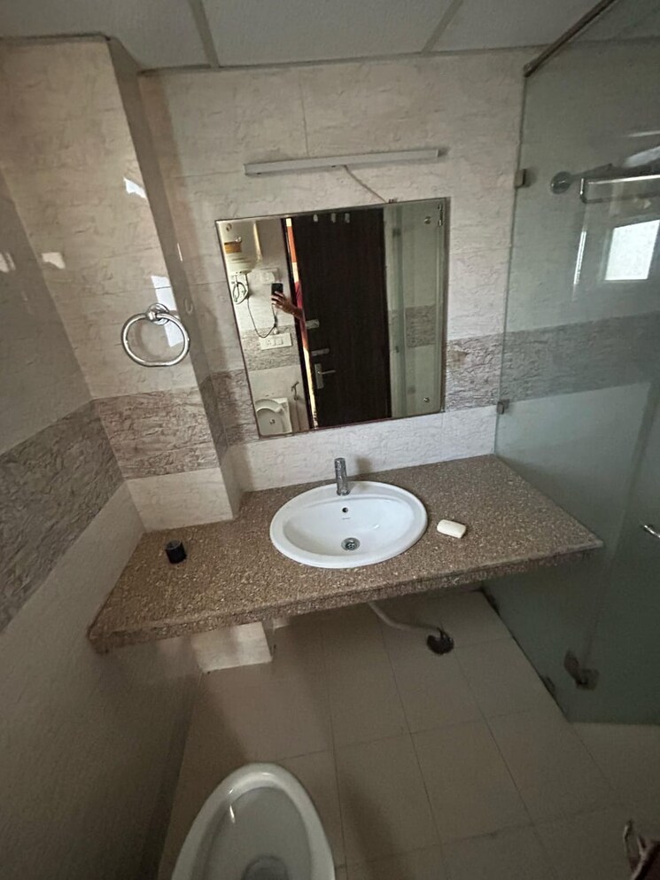 Bathroom, supertech-ecovillage-i 3 Bedroom 1906 Sq.Ft. Apartment In Sector 1 Greater Noida Greater Noida 8670494