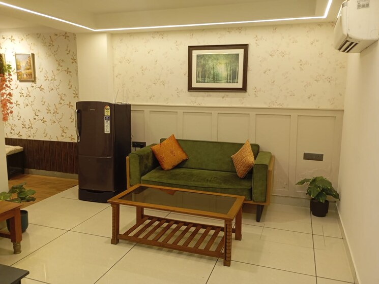 Living Room, sector 52 3 Bedroom 300 Sq.Yd. Builder Floor In Sector 52 Gurgaon 8670528
