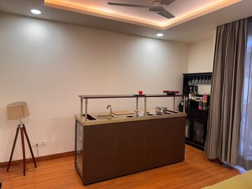 Furnished Amenities in 3 BHK Builder Floor at Sector 52 – for Rent