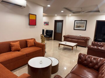 Living Room in 3 BHK Builder Floor at Sector 52 – for Rent