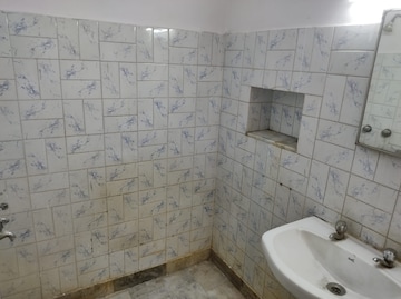 Bathroom in 2 BHK Independent House at Gomti Nagar – for Rent