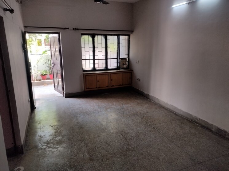 Room, gomti nagar 2 Bedroom 1000 Sq.Ft. Independent House In Gomti Nagar Lucknow 8670524